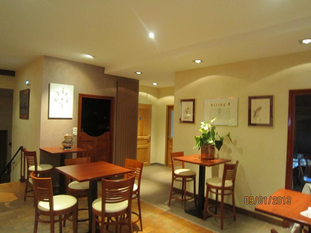 Hotel Restaurant Emile Job Montmerle-sur-Saone Екстериор снимка
