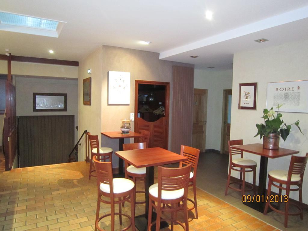Hotel Restaurant Emile Job Montmerle-sur-Saone Екстериор снимка
